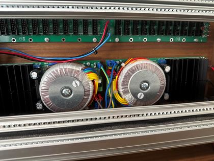 various-VCS3-Style Eurorack Case �12U/336HP